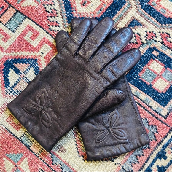 Pair of vintage embroidered lined leather gloves - Picture 1 of 8